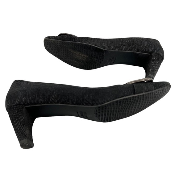 STUART WEITZMAN Black Textured Buckle Detail Heels Size 7.5 - Picture 5 of 7